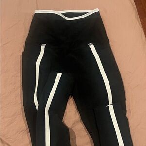 Beyond Yoga Black Activewear Leggings with White Logo Print